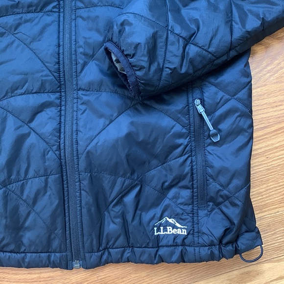 L.L. Bean Primaloft Packaway Jacket - Picture 2 of 10